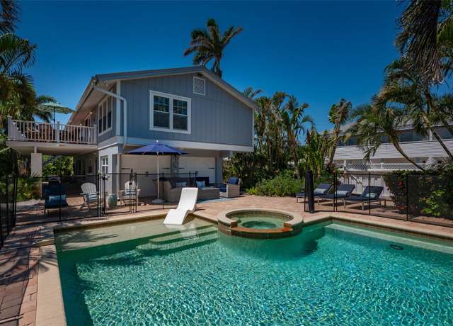 Property at 750 Tarawitt Dr, Longboat Key, FL 34228, 2 beds, 2 baths