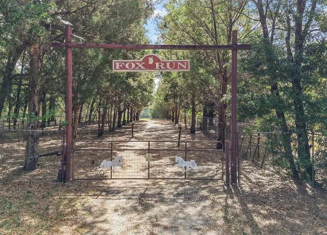 Property at 27011 SE Highway 42, Umatilla, FL 32784, 3 beds, 2 baths