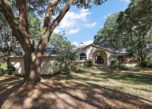 Property at 27011 SE Highway 42, Umatilla, FL 32784, 3 beds, 2 baths