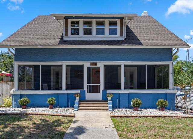 Property at 378 W Osceola St, Clermont, FL 34711, 4 beds, 2 baths