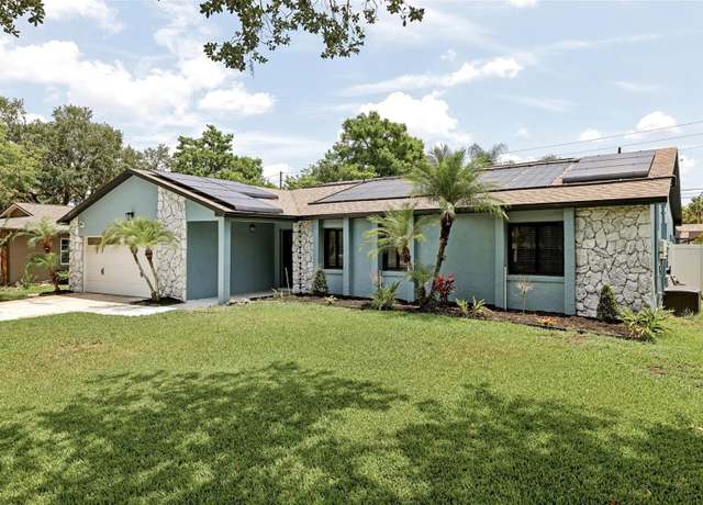 Property at 1360 Gladiolas Dr, Winter Park, FL 32792, 4 beds, 2 baths