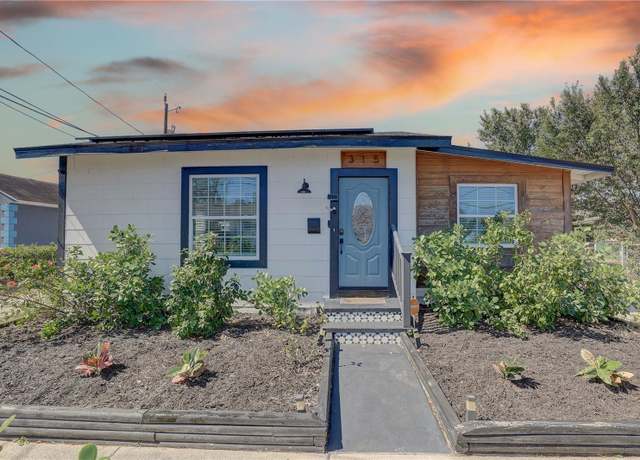 Property at 315 40th St S, St Petersburg, FL 33711, 3 beds, 2 baths