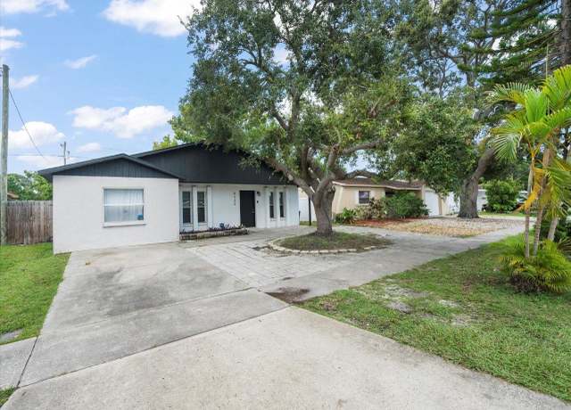Property at 8233 44th ST N St N, Pinellas Park, FL 33781, 4 beds, 1.5 baths