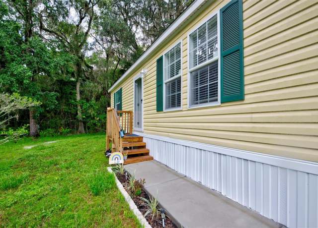 Property at 5 Wilderness Dr, Lake Panasoffkee, FL 33538, 3 beds, 2 baths