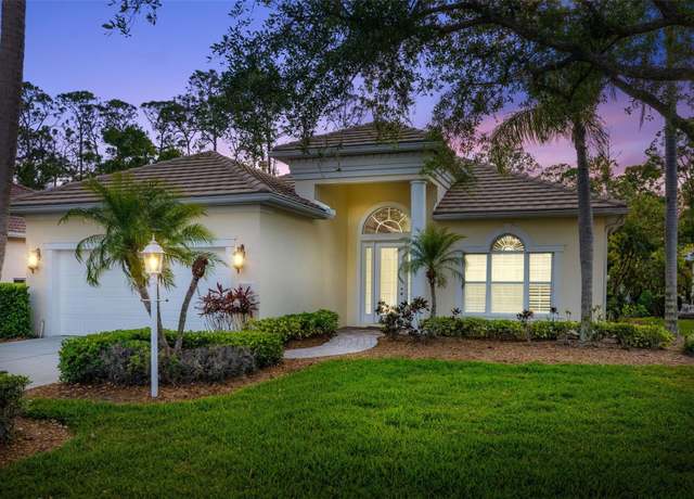 Property at 7016 Lennox Pl, University Park, FL 34201, 2 beds, 2 baths