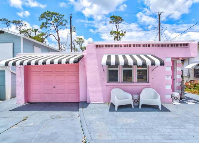 Property at 8 Desoto St E, Bradenton, FL 34208, 1 bed, 1 bath
