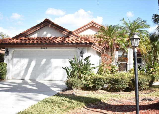 Property at 956 Harbor Town Dr, Venice, FL 34292, 3 beds, 2 baths