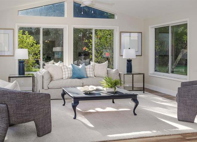Property at 956 Harbor Town Dr, Venice, FL 34292, 3 beds, 2 baths