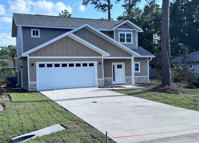 Property at 22711 NW 192nd Ln, High Springs, FL 32643, 3 beds, 2.5 baths