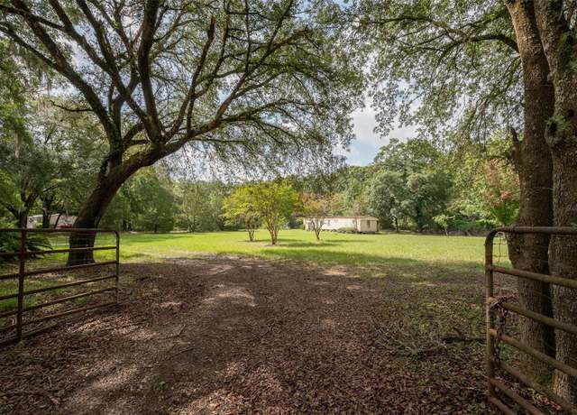 Property at 222 SE Cataldo Gln, High Springs, FL 32643, 3 beds, 1.5 baths