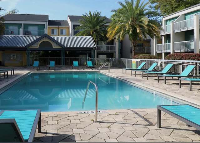 Property at 1228 SW 16th Ave Unit E, Gainesville, FL 32601, 2 beds, 2 baths