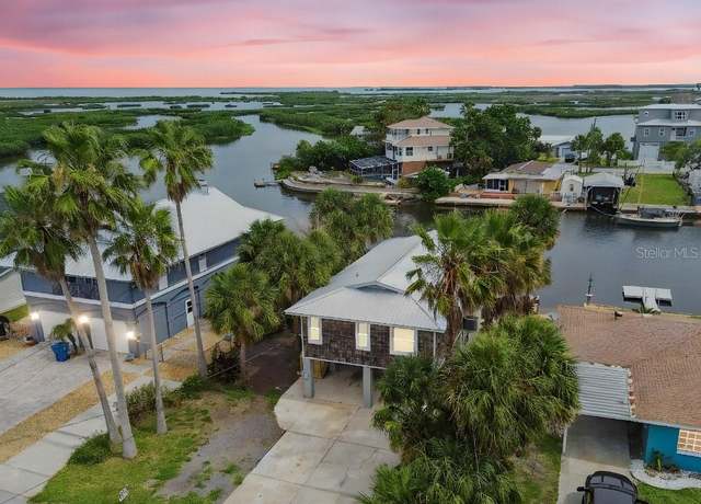 Property at 3285 Minnow Creek Dr, Hernando Beach, FL 34607, 2 beds, 2 baths