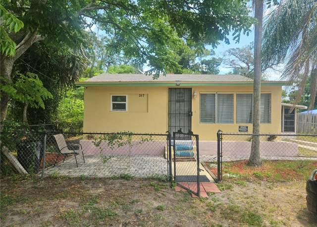 Property at 317 Inwood Ave, New Smyrna Beach, FL 32168, 5 beds, 2 baths