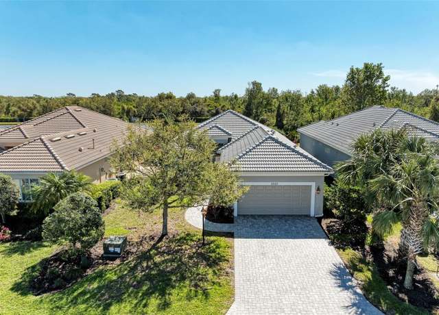 Property at 5023 Tobermory Way, Bradenton, FL 34211, 2 beds, 2 baths