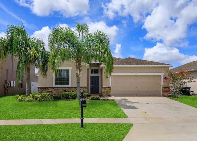 Property at 1711 Penrith Loop, Orlando, FL 32824, 4 beds, 3 baths