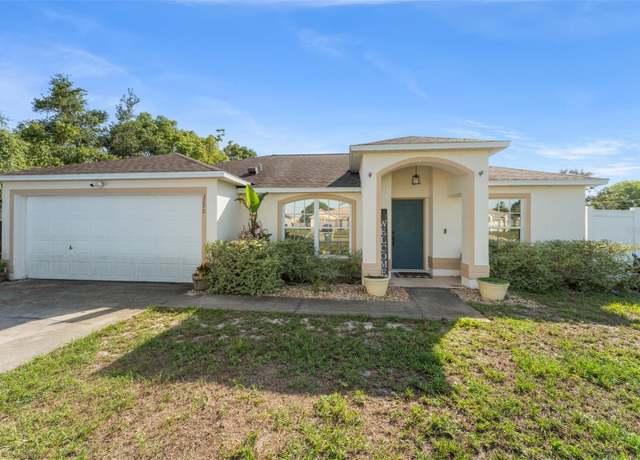 Property at 3270 Courtland Blvd, Deltona, FL 32738, 3 beds, 2 baths