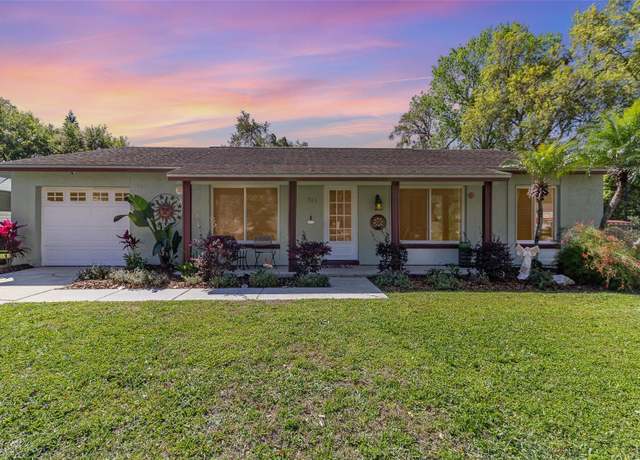 Property at 820 Rio Ala Mano Dr, Altamonte Springs, FL 32714, 3 beds, 2 baths