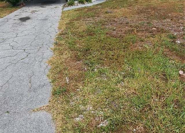 Property at 2469 Trade Winds Dr, Dunedin, FL 34698, 2 beds, 1 bath