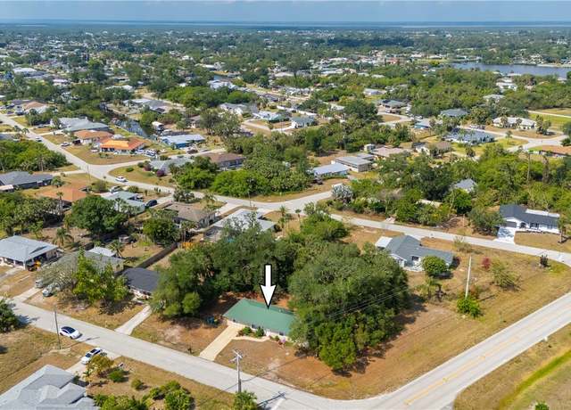 Property at 4009 Yucatan Cir, Port Charlotte, FL 33948, 3 beds, 2 baths