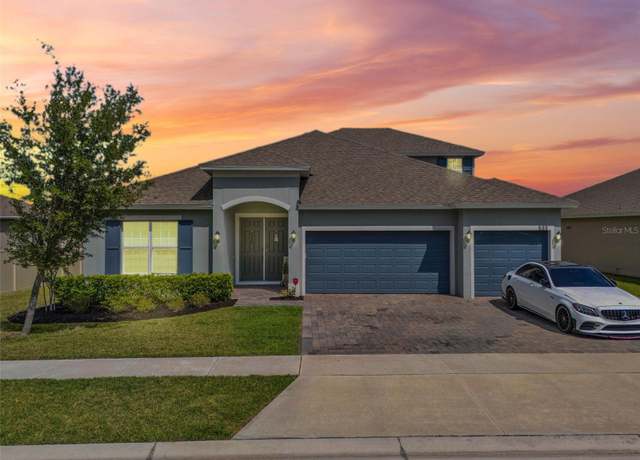 Property at 533 Avila Pl, Howey In The Hills, FL 34737, 4 beds, 4 baths