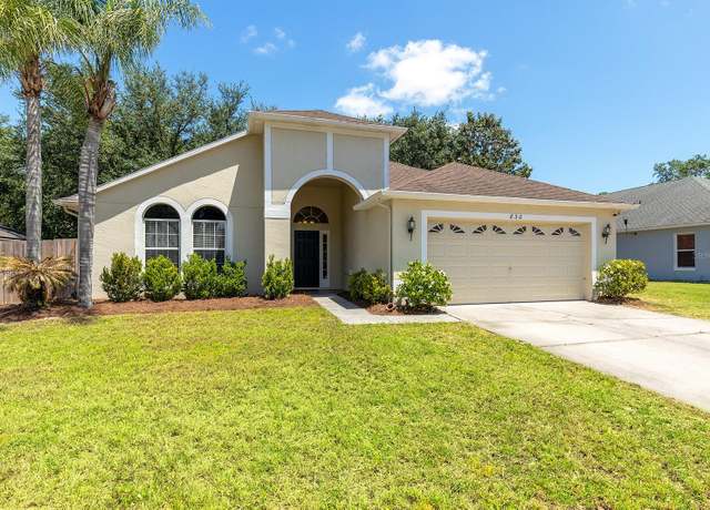 Property at 830 Grand Hughey Ct, Apopka, FL 32712, 3 beds, 2 baths