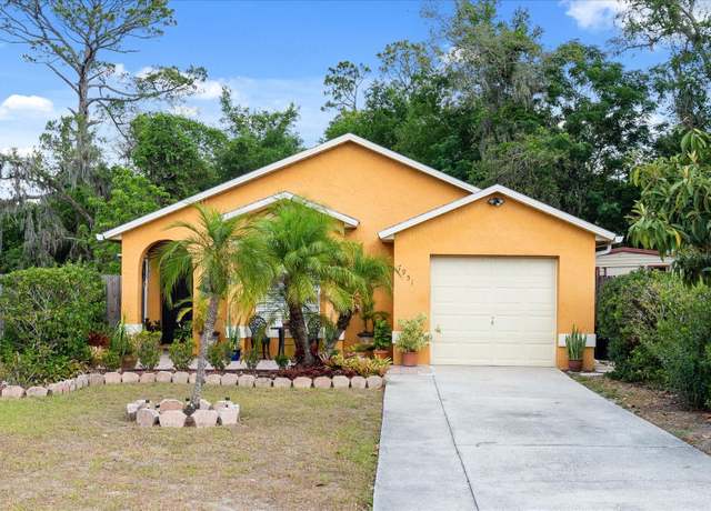 Property at 7951 Chediston Cir, Orlando, FL 32817, 3 beds, 2 baths