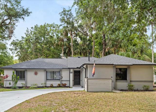 Property at 227 Oak Rd, Winter Springs, FL 32708, 3 beds, 2 baths
