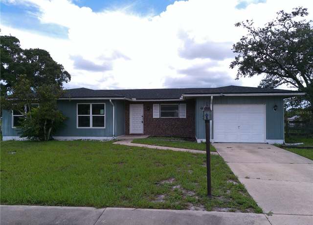 Property at 1952 English Dr, Deltona, FL 32738, 3 beds, 2 baths