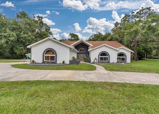 Property at 1087 N Solan Ter, Lecanto, FL 34461, 4 beds, 3.5 baths