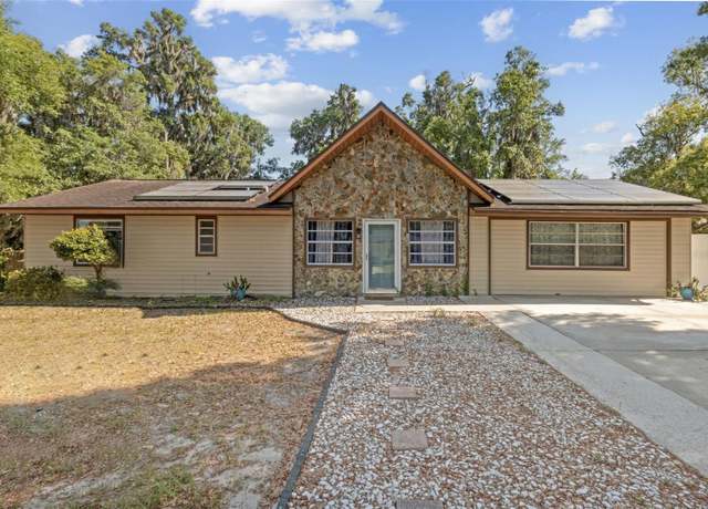 Property at 1240 W Voorhis Ave, Deland, FL 32720, 3 beds, 2 baths