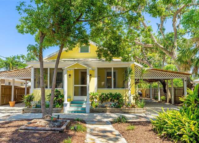 Property at 4721 Garcia Ave, Sarasota, FL 34233, 2 beds, 1.5 baths