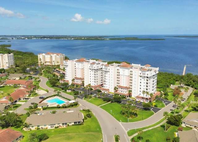 Property at 2925 Terra Ceia Bay Blvd #2902, Palmetto, FL 34221, 3 beds, 2.5 baths