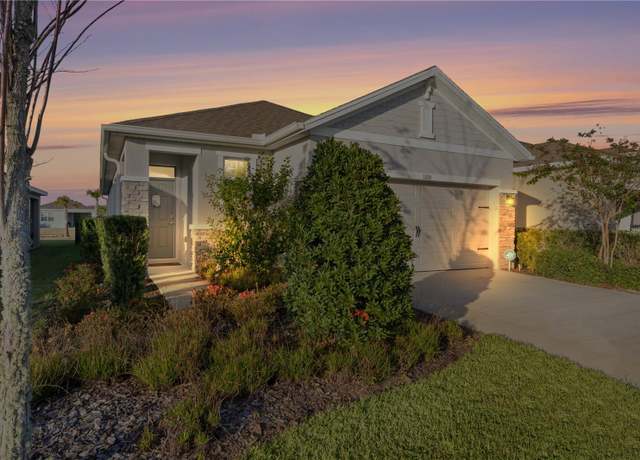 Property at 5300 Sunshine Dr, Wildwood, FL 34785, 3 beds, 2 baths
