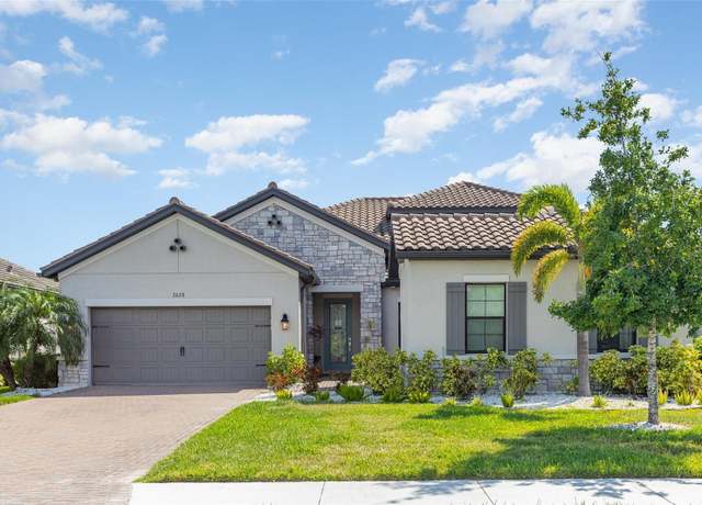 Property at 2028 Woodleaf Hammock Ct, Bradenton, FL 34211, 4 beds, 5 baths