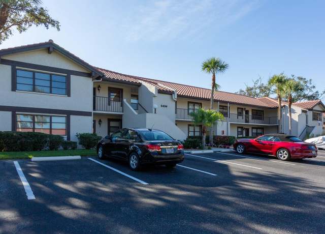 Property at 5630 Golf Pointe Dr #206, Sarasota, FL 34243, 3 beds, 2.5 baths