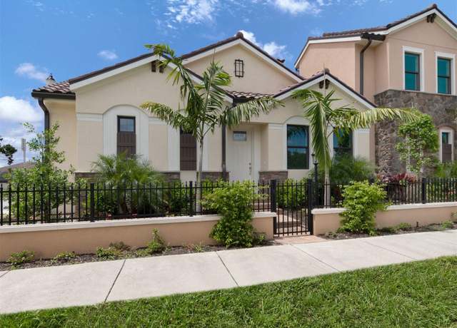 Property at 938 E Venice Ave, Venice, FL 34285, 2 beds, 2 baths