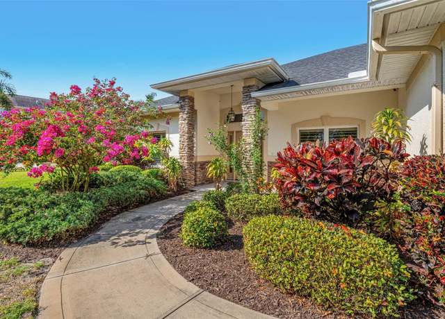 Property at 2942 Heritage Cir, Merritt Island, FL 32952, 4 beds, 2 baths
