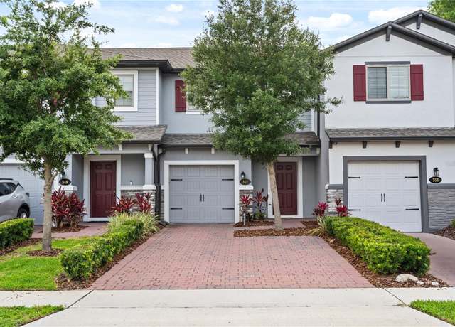 Property at 352 Smugglers Way, Apopka, FL 32712, 3 beds, 2.5 baths