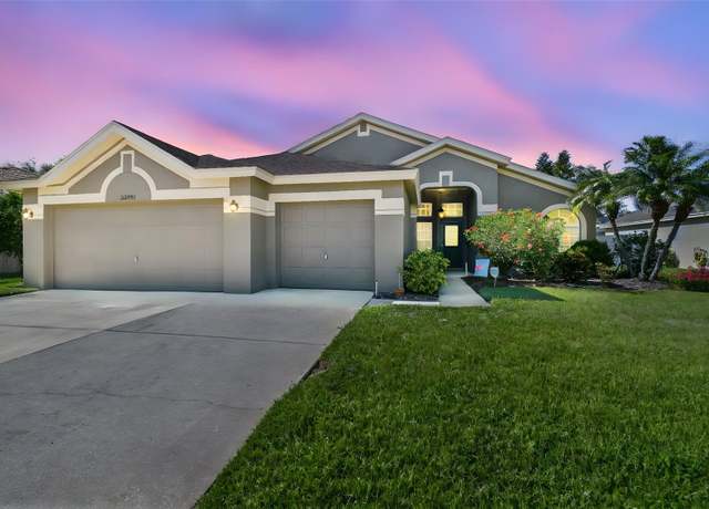 Property at 22431 Willow Lakes Dr, Lutz, FL 33549, 4 beds, 3 baths