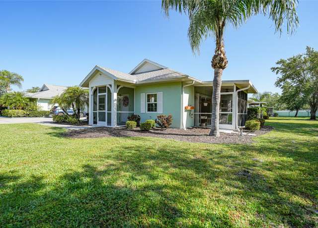 Property at 2024 Royal Tern Cir, Punta Gorda, FL 33983, 2 beds, 2 baths