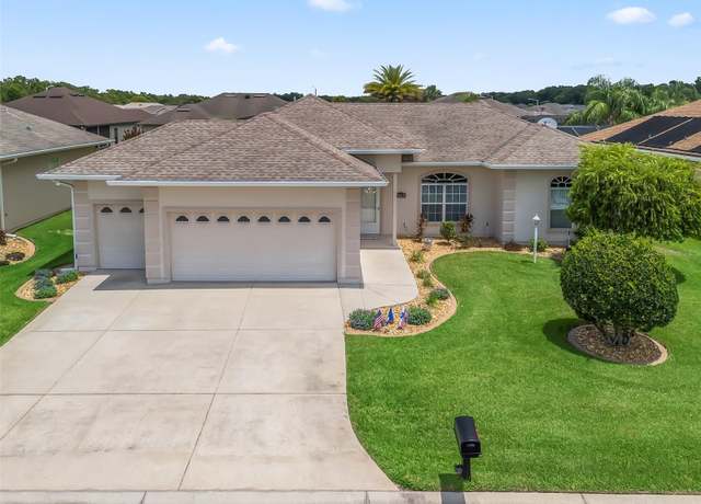 Property at 11019 SE 170th Lane Rd, Summerfield, FL 34491, 3 beds, 2 baths