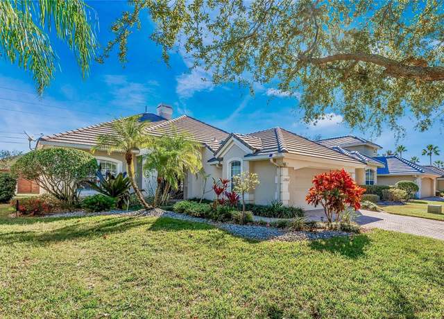 Property at 10812 Woodchase Cir, Orlando, FL 32836, 3 beds, 2 baths