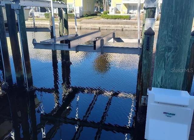 Property at 127ss Coquina Key DR Dr SE, St Petersburg, FL 33705