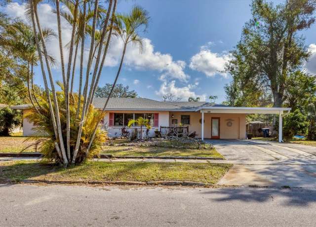 Property at 205 45th St W, Bradenton, FL 34209, 3 beds, 2 baths