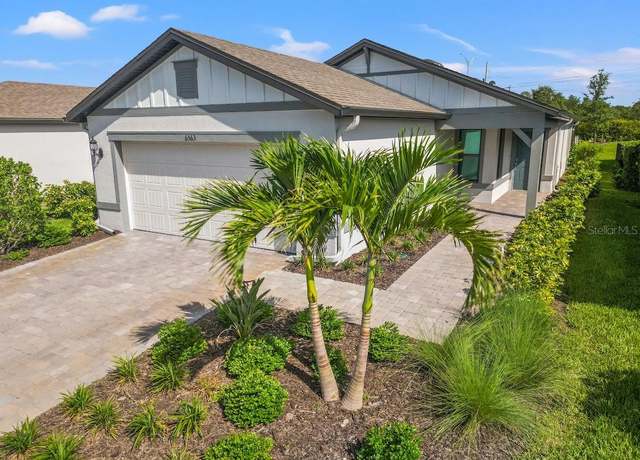 Property at 6563 Silverstar Dr, Sarasota, FL 34240, 4 beds, 2 baths