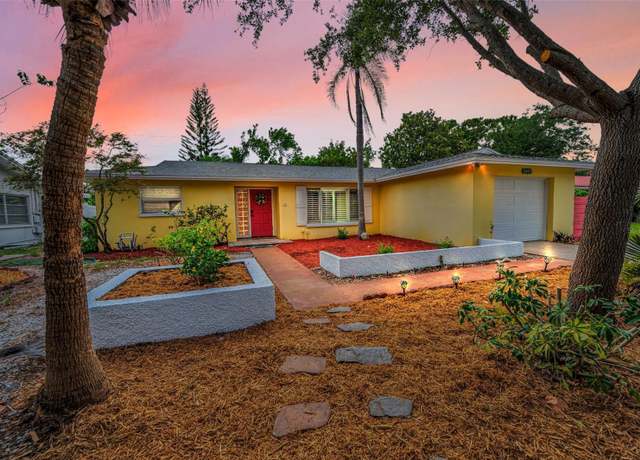 Property at 2485 Indigo Dr, Clearwater, FL 33763, 2 beds, 2 baths