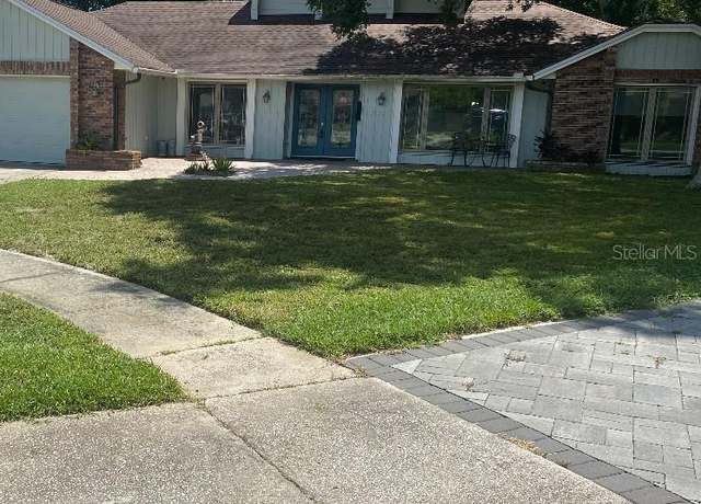 Property at 9126 Queen Elizabeth Ct, Orlando, FL 32818, 3 beds, 2 baths