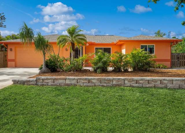 Property at 413 Blackburn Rd, Nokomis, FL 34275, 3 beds, 2 baths