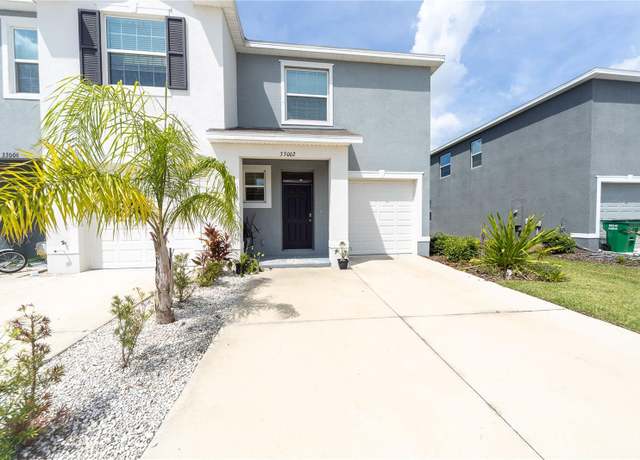 Property at 33002 Major Oak Dr, Wesley Chapel, FL 33545, 3 beds, 2.5 baths