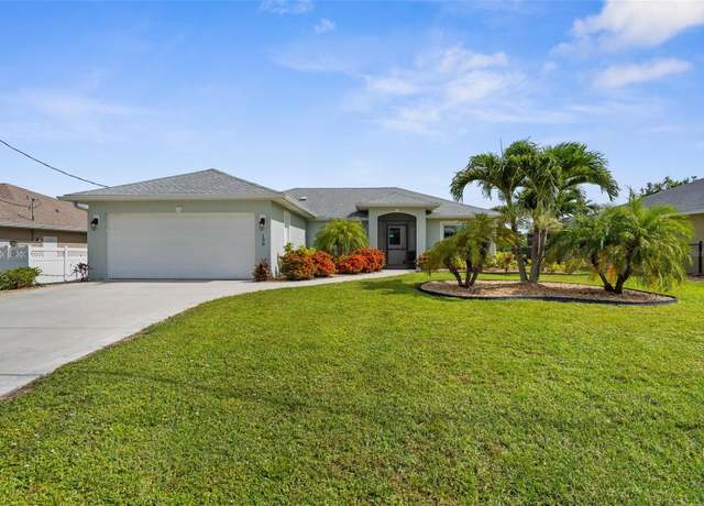 Property at 108 Albatross Rd, Rotonda West, FL 33947, 3 beds, 2 baths